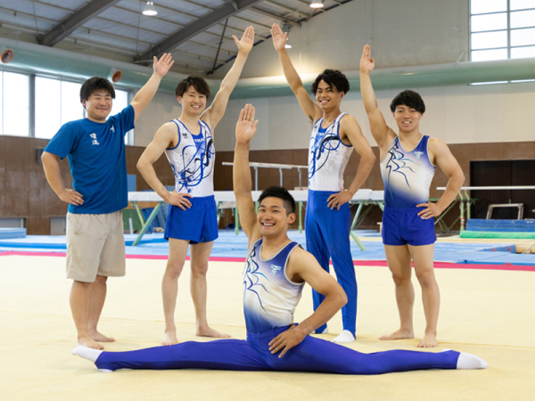 東海大学体操競技部の学生たちがボディトリマーを体験！