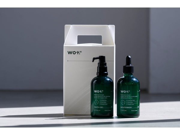 ミネラル原液100ml4本セット 歯科設計のプロが作った、口元を整えるギフト「WOT.85 GIFT BOX
